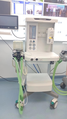 Ventilatör ve buharlaştırıcıları olan X30 anestezi çalışma istasyonu Ce sertifikalı